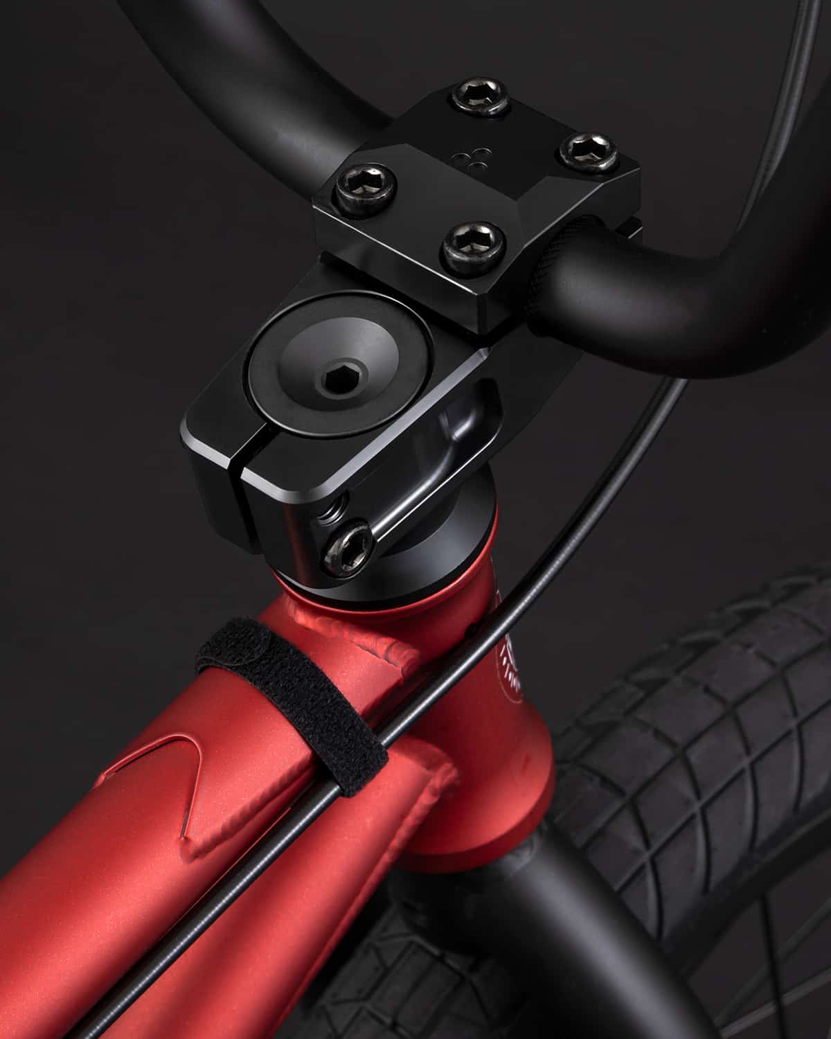 FlyBikes NEO 16" FLAT BLACK with brakes 3 FlyBikes NEO 16" FLAT BLACK with brakes